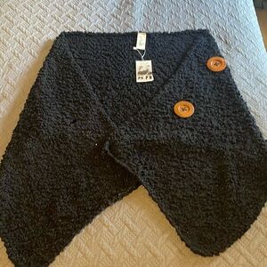 NWT Simply Noelle Black Shawl/Wrap